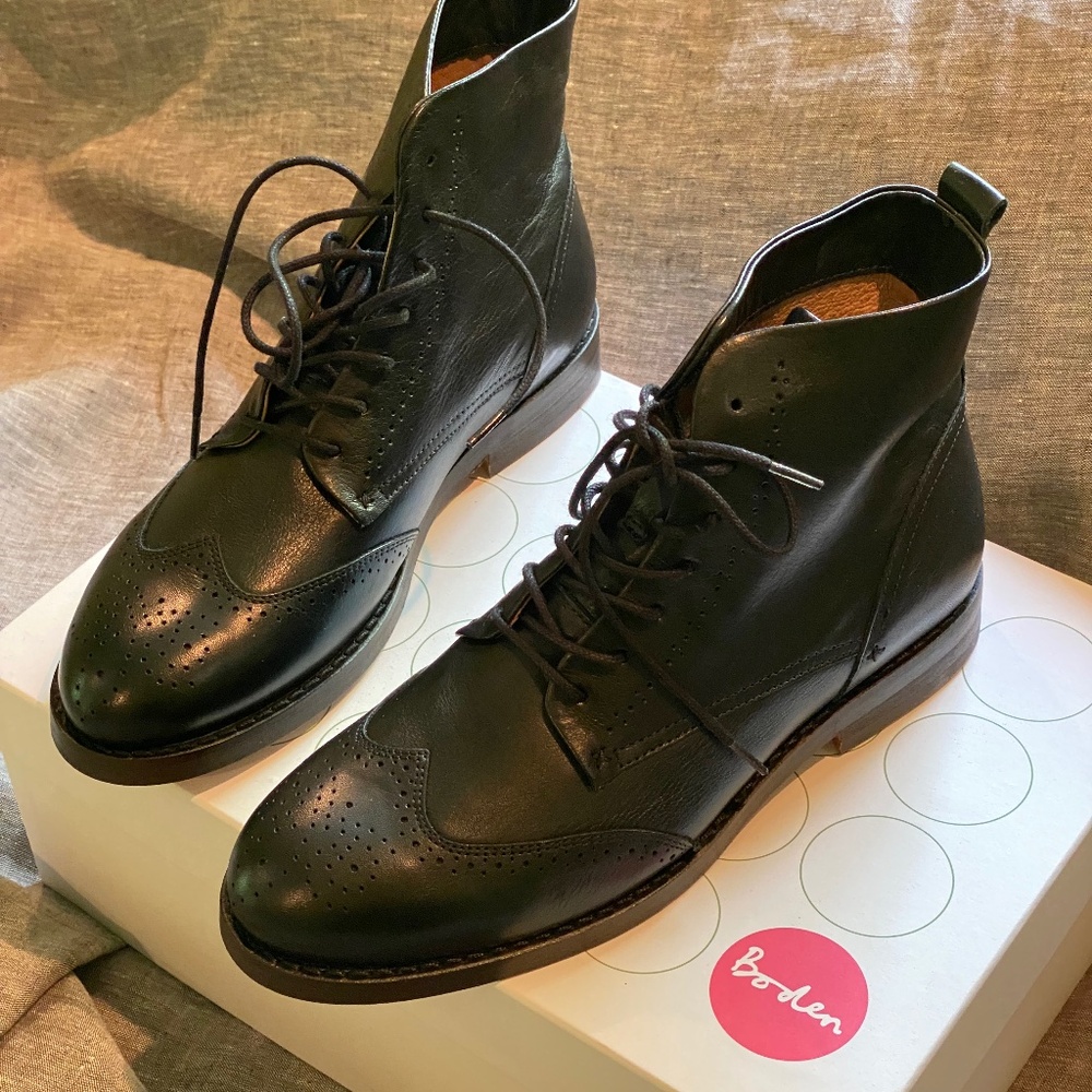 Boden shoes / booties